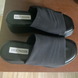 Steve Madden Slinky 30 sandals
